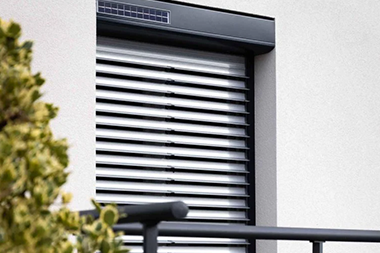 Volets roulants solaires